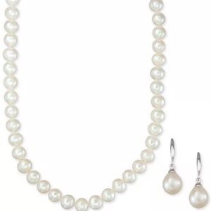 Elegant Pearl Necklace and Earring Set